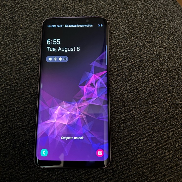 I have a Samsung S9 $160, Pixel 2 XL $125, LG G7 ThinQ $100. - Picture 2 of 6